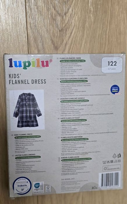 Nowa, ciepła sukienka 122 z haftami