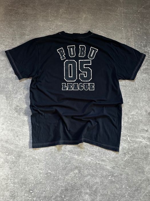 Футболка    fubu