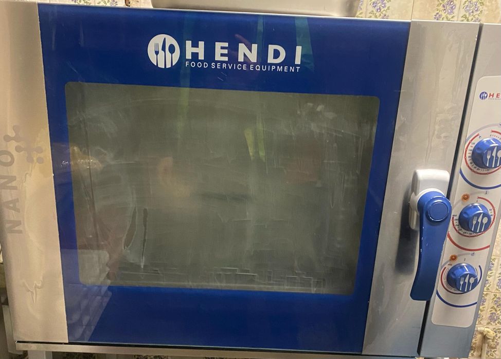 Piec Hendi konwekcyjno-parowy, zmywarka Hendi