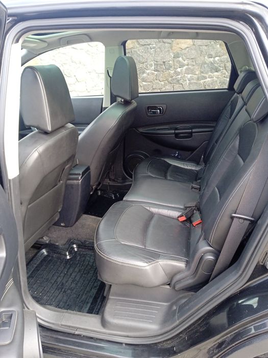 Nissan Qashqai+2...