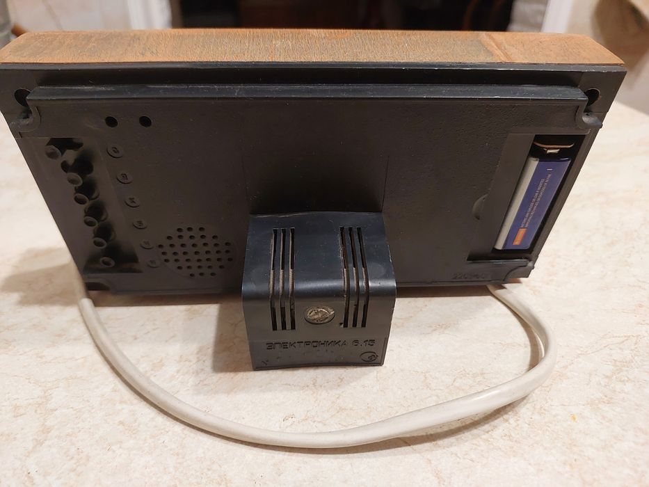 Продам   часы времен   СССР.