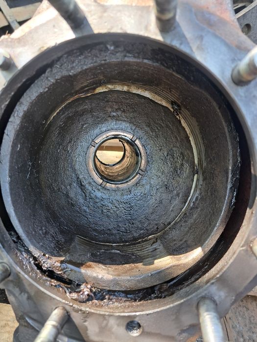 Полуось Зил 131 кулак цапфа ступица опрник колодка