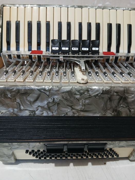 Вельтмейстер Стелла 3/4 80 басів