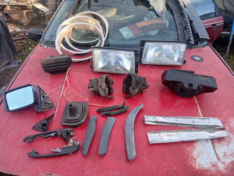 VW Polo 86c 1986 rok, Części.Konsola,lampy,lusterka,gaźnik,szyberdach