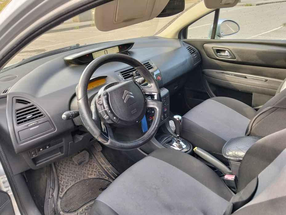 Citroen C4 1.6 HDi 110cv