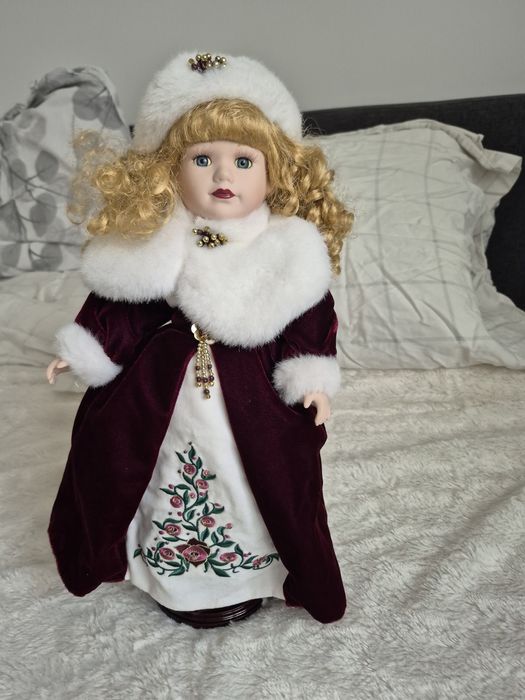 Lalka kolekcjonerska