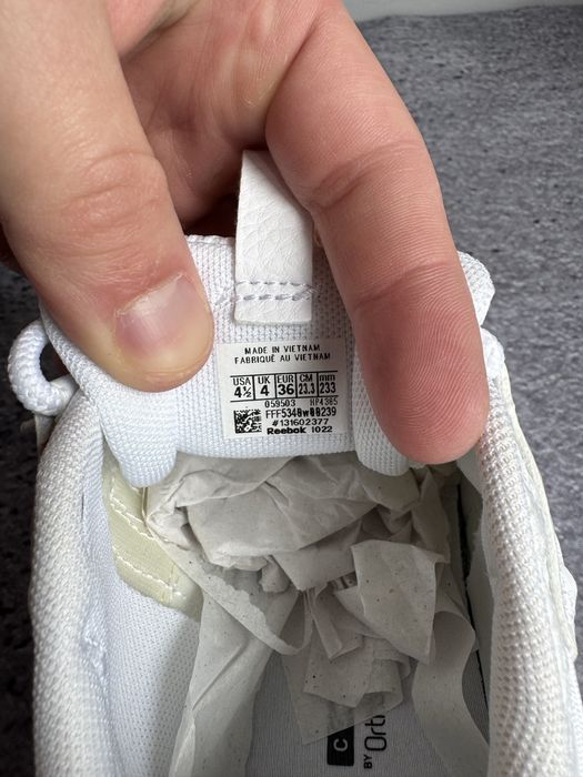Reebok Solution Mid r. 36