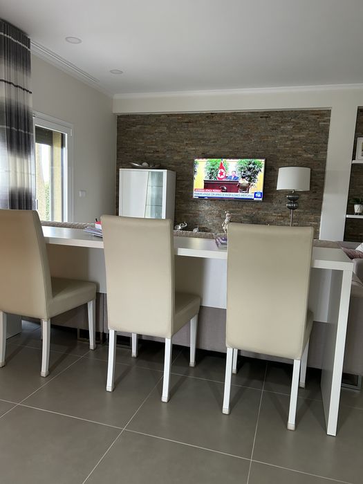 Móvel de sala, parte de trás do sofá