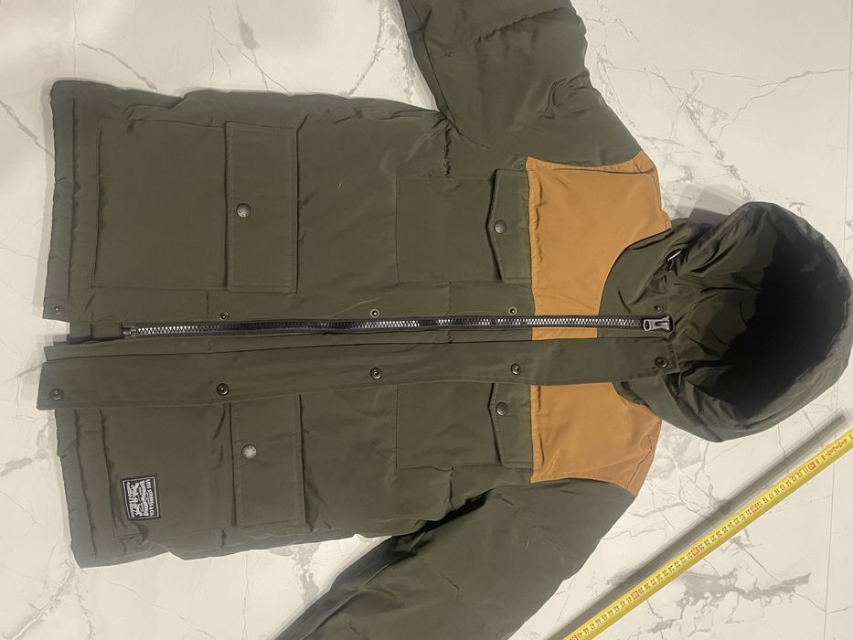 Куртка, пуховик Levi’s оригінал з сша, розмір S