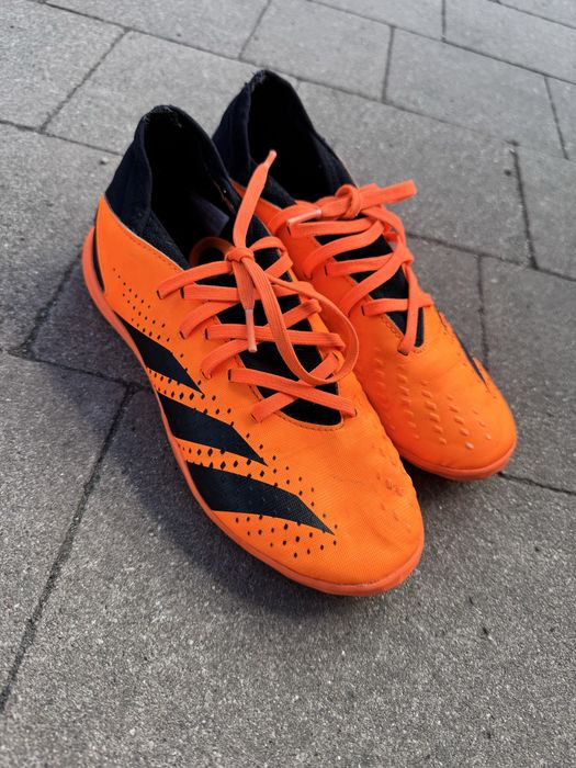 Halówki Adidas predator r36 1/3 23cm