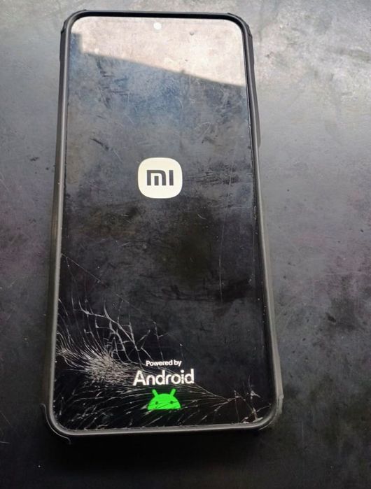 Продам мобільний телефон Redmi 14 C