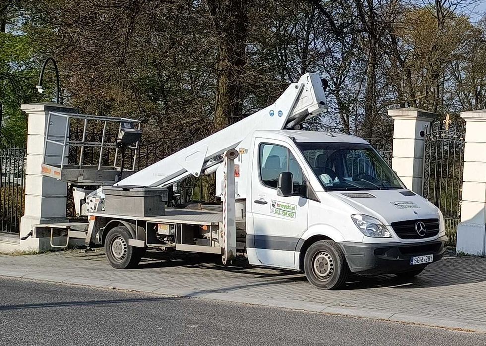 Zwyżka Kraków – podnośnik koszowy 24h | Wynajem