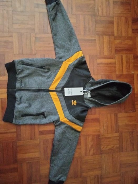 Casaco adidas oficial