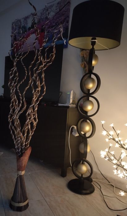 Conjunto de candeeiro e decoração