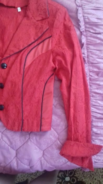 Костюм женской  48