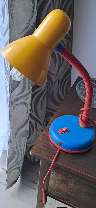 Lampka biurkowa - kolorowa