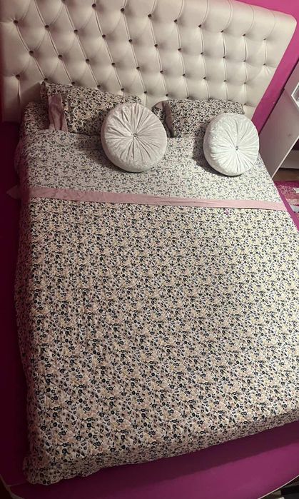 Cama de casal redonda