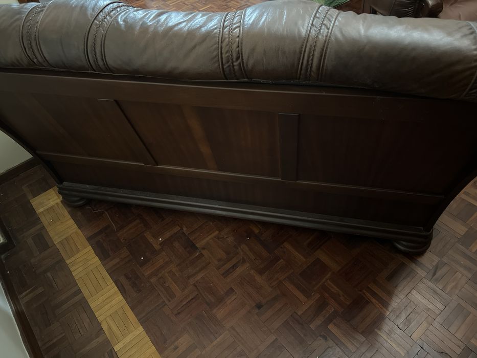 Sofa de 3 lugares de couro