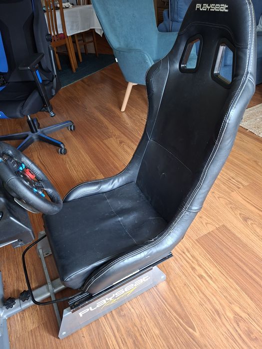 Playstation 5  1tb + logitec G29 + Playseat