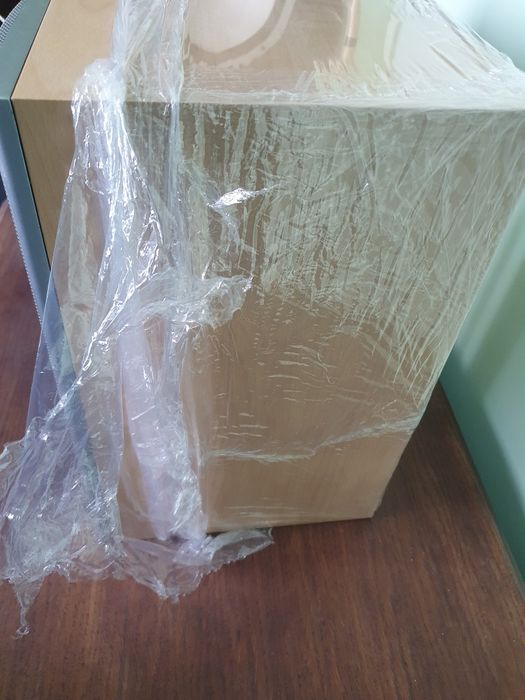 Срочно продам акустику немецкие колонки Canton LE 103.