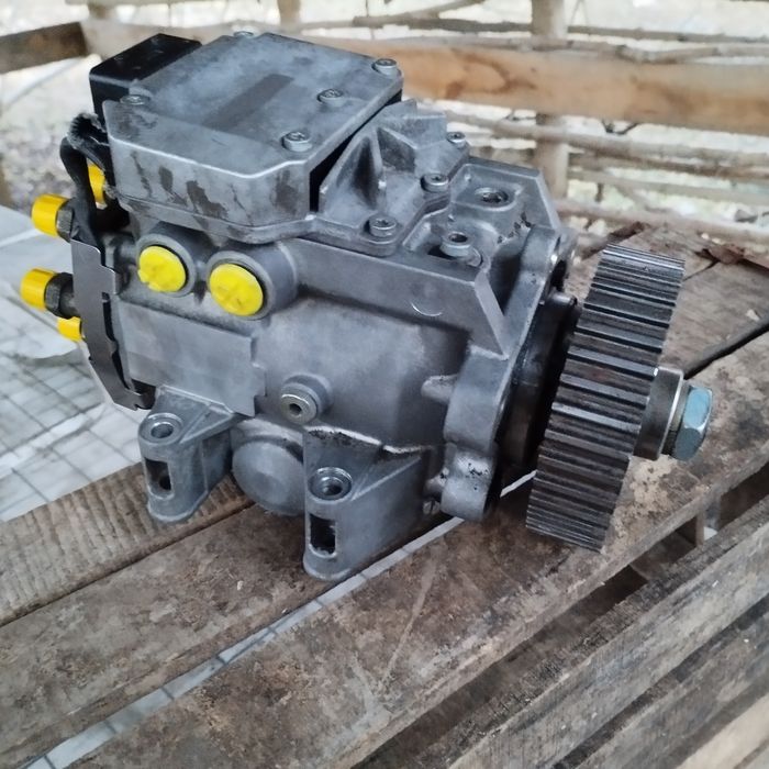 Тнвд Audi A6C5 2.5 tdi Volkswagen Passat Skoda superb 059 130 106j