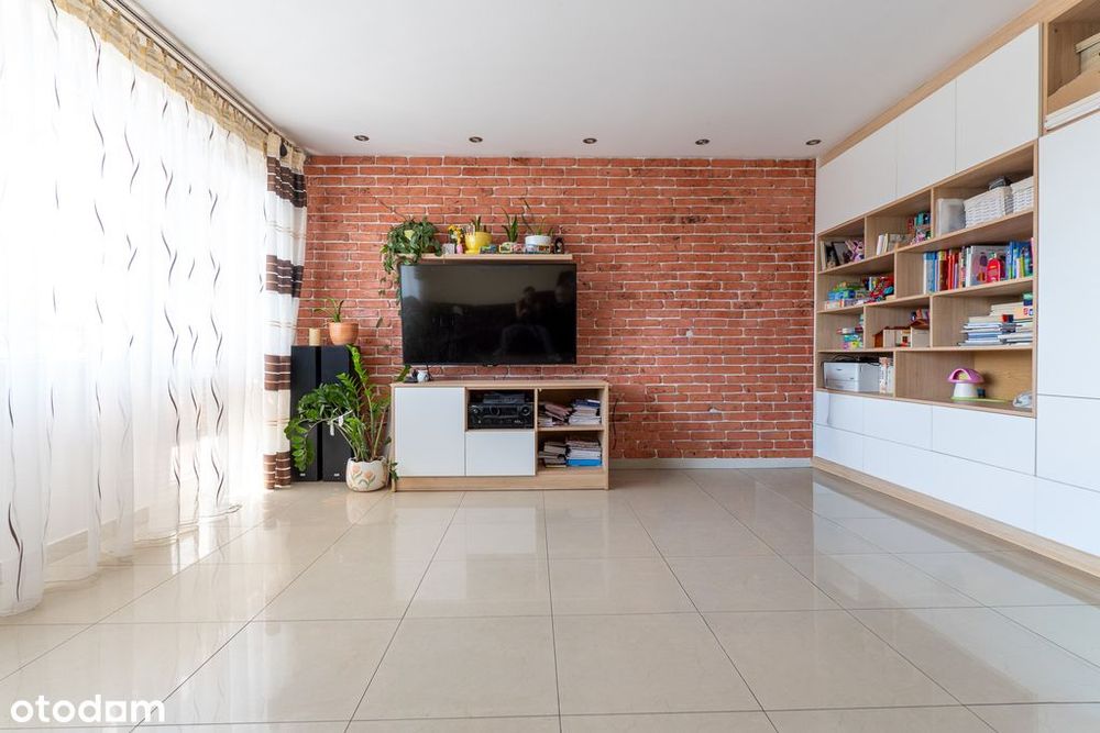 3-4 pokoje, 72 m², garaż, oddzielna kuchnia, 4 pięt.