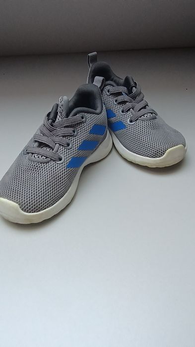 Adidasy rozm 21 stan bardzo dobry