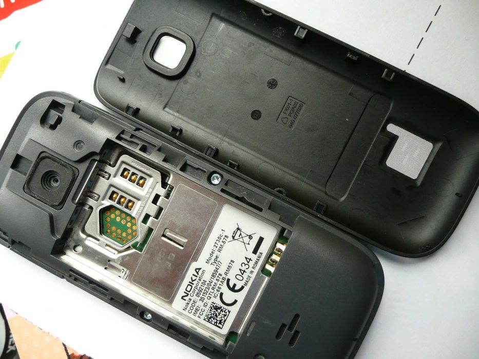 nokia 2730 jak nowa nie włącza się