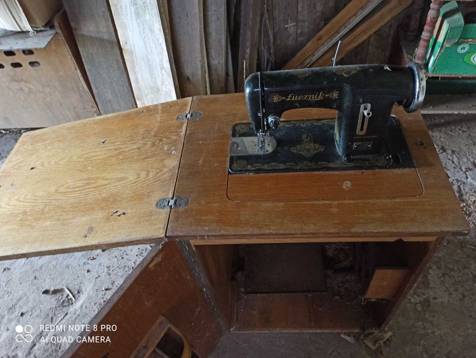 Maszyna do szycia łucznik zabytkowa