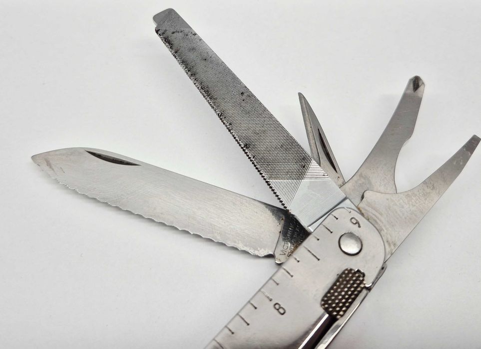 Multitool Victorinox Swiss Tool, Komis Jasło Czackiego