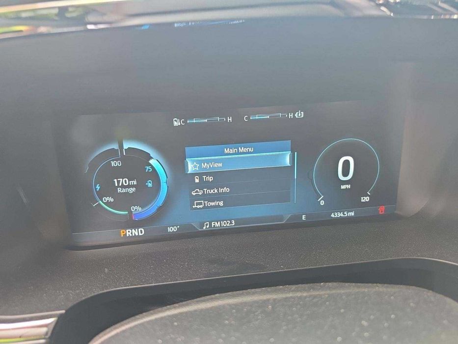 2023 Ford F-150 Lightning XLT електричний пікап