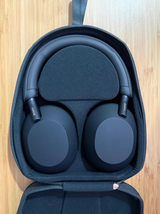 Sony WH-1000XM5 – Como Novos