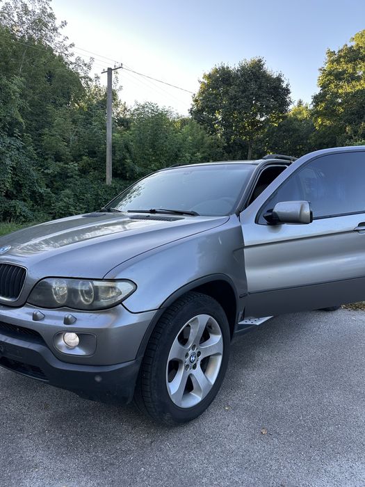 Продам BMW x5 e53