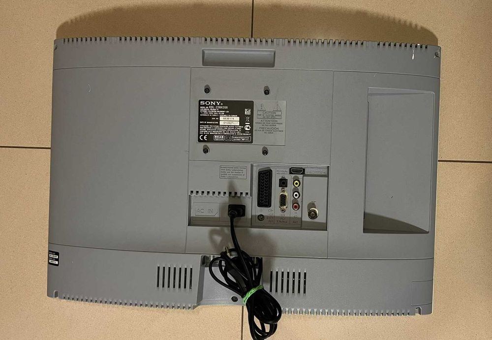 Telewizor Sony Bravia 22 cale biały