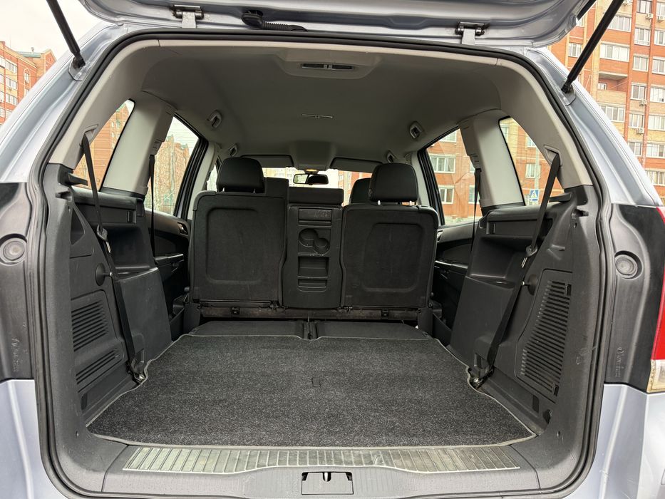 Opel Zafira з Німеччини 7 місць