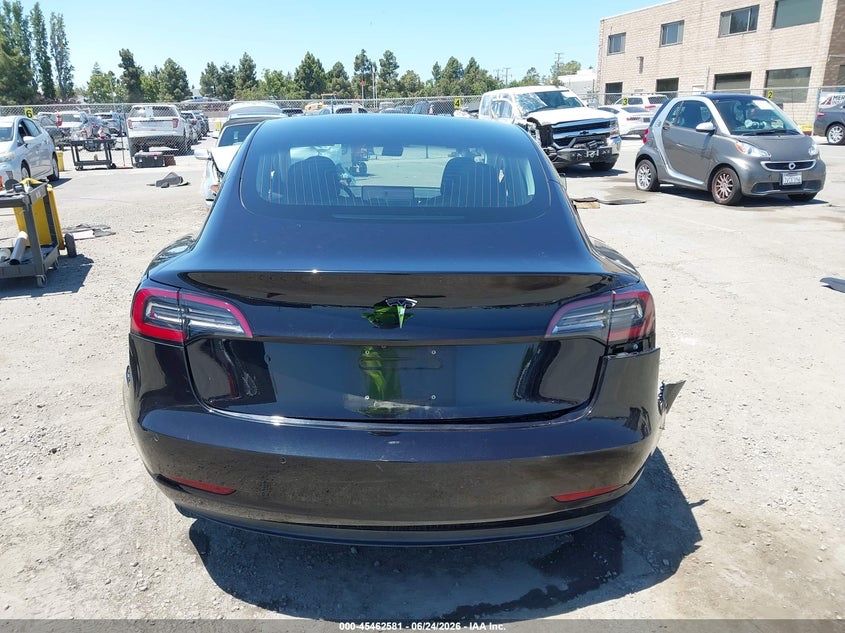 Tesla model 3 rwd long range