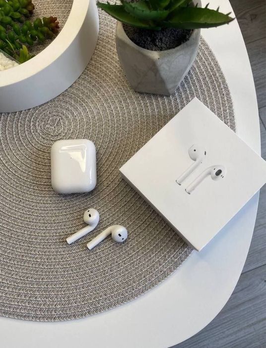 Навушники AirPods 2 (ідеальний стан)