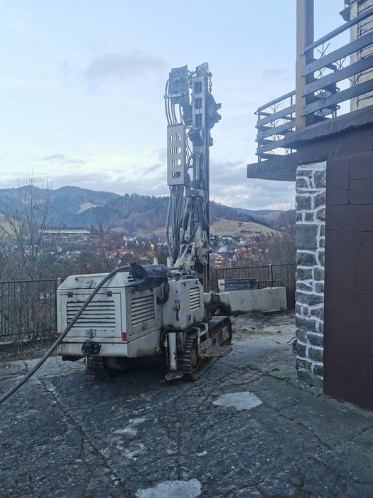 Studnie głębinowe wiercenie powietrze udar