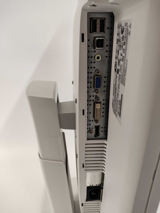 Monitor Fujitsu B24W-6 | 100% SPRAWNY | FULL HD+ | LED | DP VGA DVI