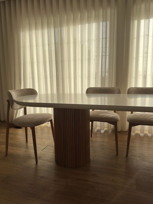 Conjunto Mesa + 6 Cadeiras