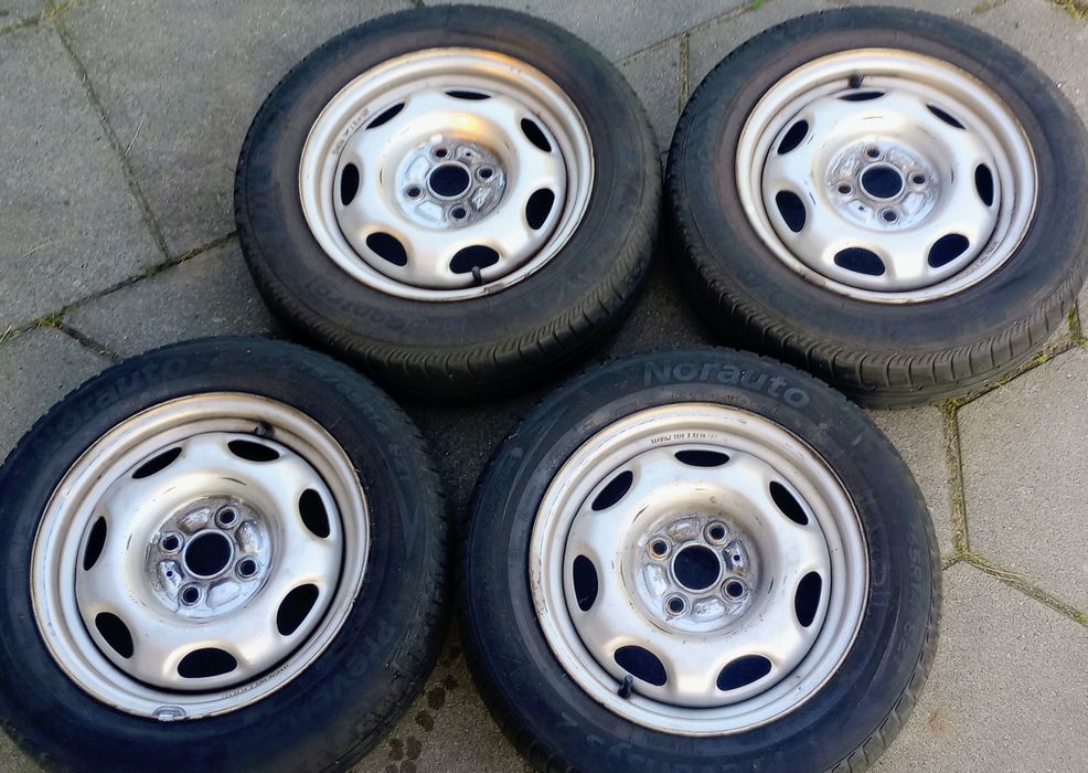 Toyota felgi stalowe 14 oryginalne
