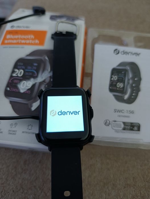 Relógio digital Denver