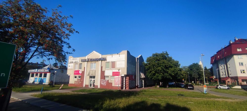 Hala targowa w centrum miasta