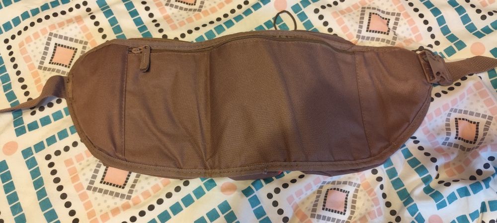 Pas nerka na wycieczki z psem.