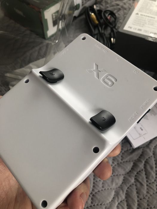 Портативна ігрова консоль новий товар