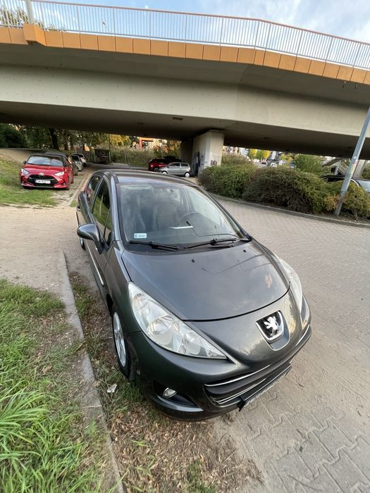 Peugeot 207 1.4 plus LPG  stan idelany