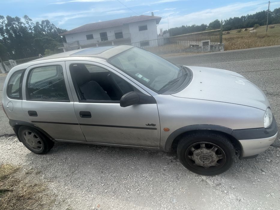 Opel corsa b 1200 a gasolina