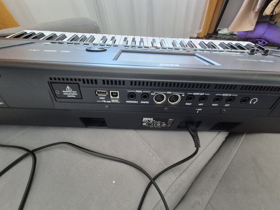 Keyboard Korg Pa600