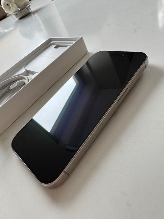 Stan baterii 91% iPhone 15 Pro Natural Titanium 256gb jak nowy Poznań ...