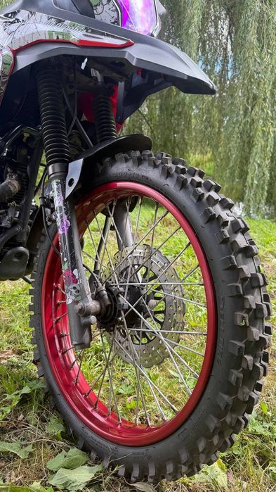 Продам мотоцикл Loncin 200
